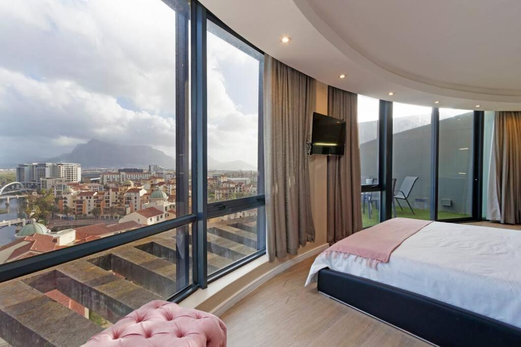Apartamento Grand Penthouse / Backup Power / Stunning